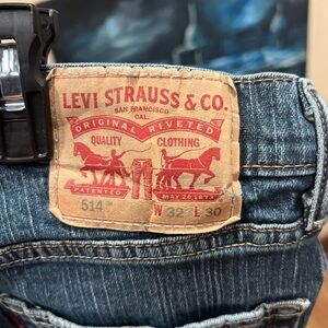 Levi’s 514 jeans size 32/30 in GUC